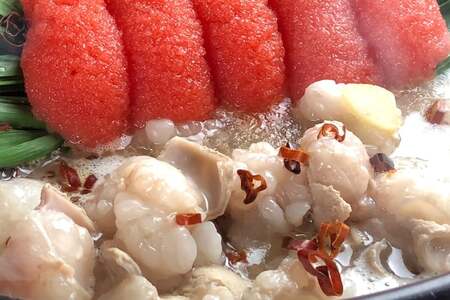 鍋 博多名物 3回 定期便 国産牛上ホルモン もつ鍋 ＆ 博多水炊き ＆ 博多和牛スライス 3回コース [ベネフィス 福岡県 筑紫野市 21761202]