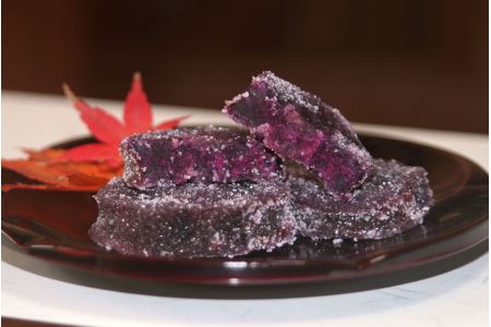 【先行受付】『筑紫野 初月』12個＋『紫芋の甘納糖』6袋 [菓子工房 小野農園 福岡県 筑紫野市 21760705]