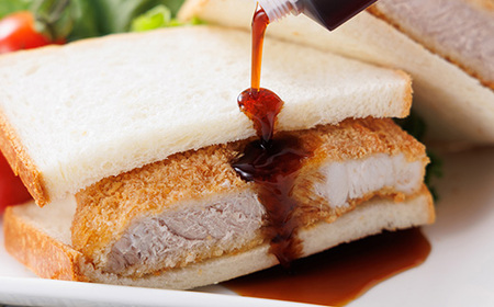 うどん大文字　極みかつサンド　6切れ(900g)_ パン  ぱん  肉  豚肉 _【配送不可地域：離島】【1494135】