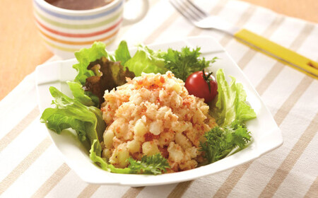 博多辛子めんたい粉 かねふく明太子使用の明太ふりかけ 40g×2袋 計80g 明太子 めんたいこ アレンジ ふりかけ