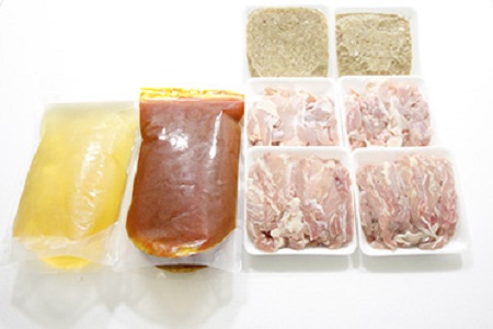 Ｍ１０１　２種類のスープで楽しむ鳥鍋セット