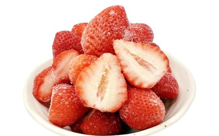 渡邉農園の冷凍あまおう2kg（1kg×2袋） 冷凍 いちご イチゴ フルーツ くだもの 福岡県産 【2025年9月上旬より順次発送予定】