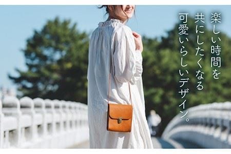 差し込み金具の小さな ショルダーバッグ 《糸島》【LADIES&GENTLEMEN】 革製品 革鞄 カバン [ADK010]