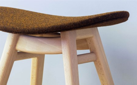 nomade stool 〈 Beech × Brown 〉 糸島市 / nomade design[AIF007