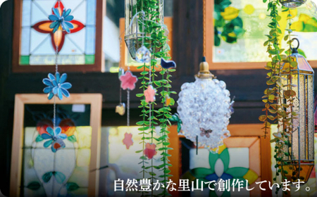 【ステンドグラスのある暮らし】花てまり ミモザ（ペンダントランプ）＜ウェーブGグラス工房＞那珂川市 ランプ[GAW011]