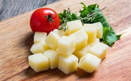 「よつ葉」北海道十勝 おつまみチーズ 2種（各2個セット）【B151】