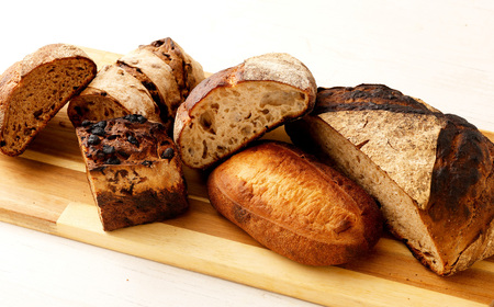 オーガニック小麦使用の薪窯パンセットB【C17】