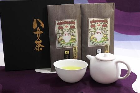 許斐本家14代目おススメの特撰品評会入賞玉露・煎茶の化粧箱入り２本詰合せ【八女茶老舗　創業300年余】（ギフト対応）