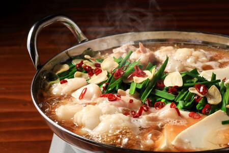 【定期便全3回】訳あり！博多醤油もつ鍋2人前と辛子明太子（切子）1個セット