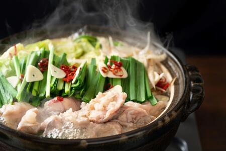 【定期便全6回】訳あり!博多醤油もつ鍋2人前と辛子明太子(切子)1個セット