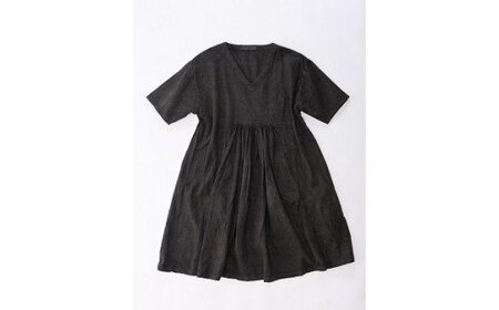 ふるさと納税 服 福岡県 大木町 手染めコットンセンターギャザーワンピース　GRAY（草木染）　AO056 手染めコットンセンターギャザーワンピース GRAY（草木染
