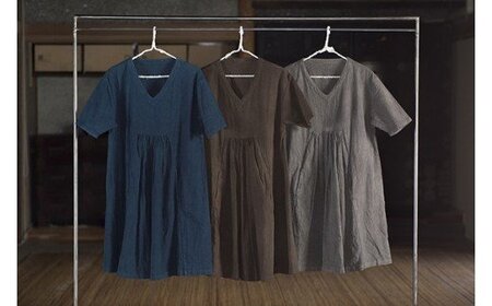 手染めコットンセンターギャザーワンピース GRAY（草木染