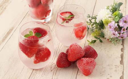 「いちごファームきらら」のあまおう冷凍いちご 2kg いちご イチゴ 苺 あまおう 冷凍 いちごファーム きらら フルーツ くだもの 果物 デザート 福岡県 苅田町 【2025年2月下旬より順次発送】