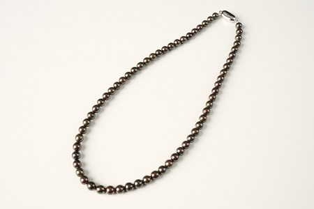 個数限定！艶々の漆黒系6～6.5mmアコヤ黒真珠ネックレス：C122-002