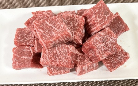 佐賀牛（A5ランクプレミアム）不揃いサイコロステーキ 500g：B220-044