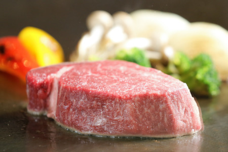 不揃いでも味は一級品！佐賀牛フィレカットステーキ 計1kg ヒレステーキ：B800-002