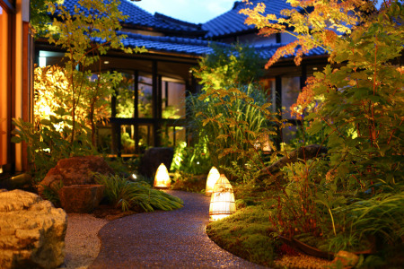 古湯・熊の川温泉 杉乃家 ペア宿泊券 地場産品付き 温泉旅館 1泊2食 古湯温泉 美しい自然 癒しの宿 人気：C250-028