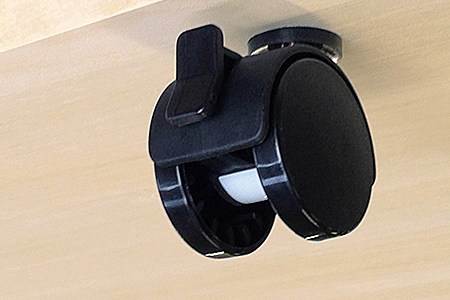 桐たんす キャスター付3段チェスト：C136-003