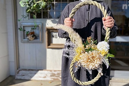 ドライフラワーしめ縄リース:B240-010