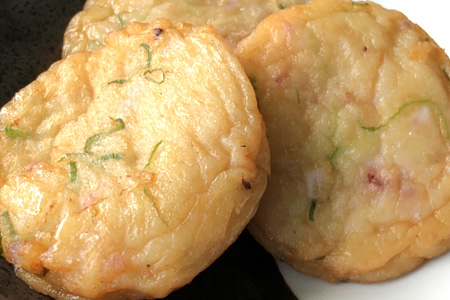 いかネギ天一口サイズ 25g×40個(合計1kg) 数量限定 味工房歳香亭オリジナル レンジでチンの簡単調理でふわふわ触感がよみがえる おつまみや朝食夕食のおかず、贈答用にも