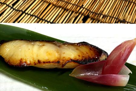 銀ダラの西京漬け 55g×8P(合計440g) 味工房歳香亭オリジナル 一切れずつパックされて使い易い おかずにはもちろんお酒のあてにも最高 有名ホテルの料理長を長年務めた頑固おやじの拘りの味