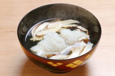 【麻布十番/ミシュラン2022掲載】御料理 辻 特産品ランチ・ディナー共通コース 4名様(1年間有効) お店でふるなび美食体験 FN-Gourmet404271