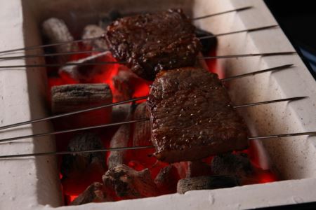 【銀座／ミシュラン2022掲載】安達直人 特産品ランチ・ディナー共通コース 4名様（土日利用限定）（1年間有効） お店でふるなび美食体験 FN-Gourmet430945