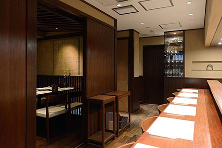 【心斎橋／ミシュランガイド掲載】西心斎橋ゆうの 特産品ランチ・ディナー共通コース 4名様（1年間有効） お店でふるなび美食体験 FN-Gourmet616731