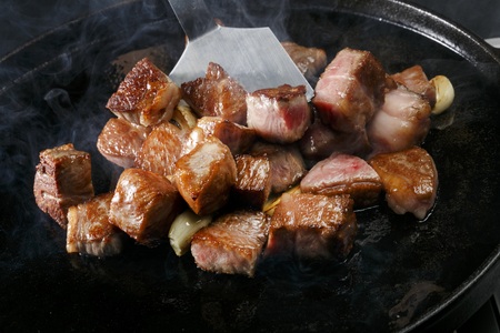 三栄の佐賀牛サイコロステーキ(約300g) 167-J886