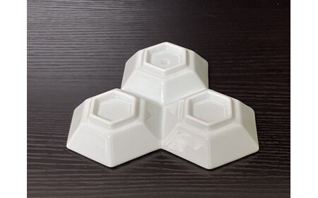 伊万里焼 ウロコ芙蓉手(青・赤)毘沙門三品盛 165-H1059