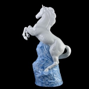 【伊万里焼】岩上馬 インテリア 置物 025-H573