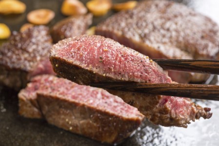 伊万里牛 A5 赤身 モモステーキ 500g 015-J458