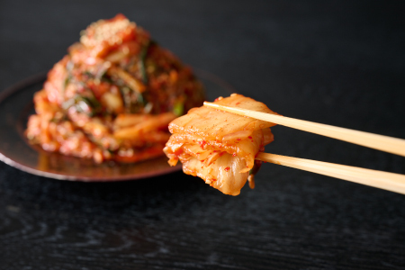 【一子相伝】秘伝のてづくり白菜キムチ 200g×4パック(H104102)