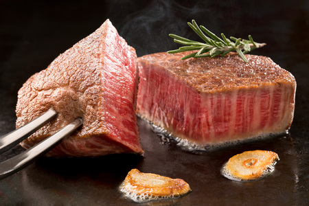 佐賀牛ヒレステーキ200g×10枚【5ヶ月連続定期便】 (H065118)