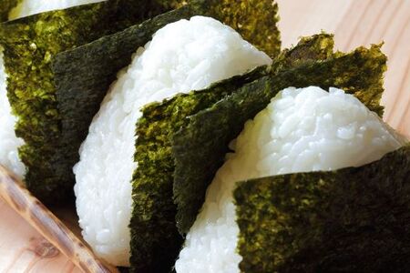 初摘み海苔 K-23【のり パリッと 有明海産 旨味 塩味 味付 焼き 極上 絶品 無添加 ミネラル 天然塩】(H029119)