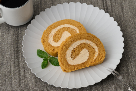 【プレミアム米粉ロールケーキ】自家製焦がしキャラメルロール (H053289)