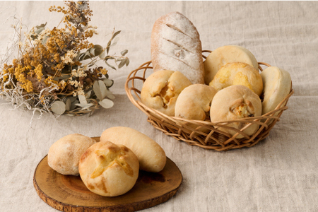 自家製天然酵母パンの詰め合わせセット【パンと器のコネル】(H094112)