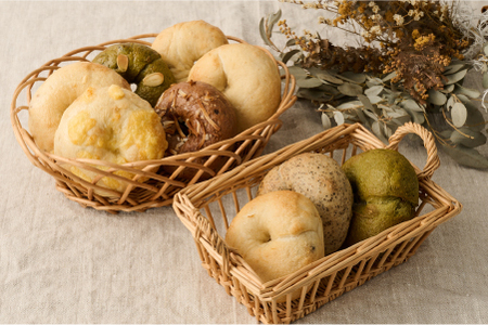 自家製天然酵母のベーグルセット【パンと器のコネル】(H094113)