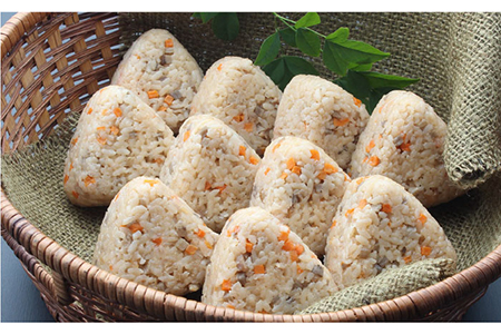 レンジDEかんたん☆佐賀牛ステーキ&佐賀県産 みつせ鶏おにぎりセット [FBF069]