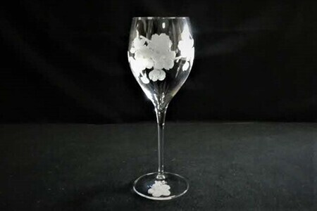 桜の酔ワイングラス(1個入)【ワイングラス クリスタル 桜 ギフト 御祝 記念日】 D8-F024030