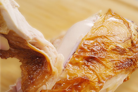 佐賀県産みつせ鶏 丸焼きロースト 1羽【丸鶏 簡単 レンチン ジューシー ローストチキン クリスマス パーティー イベント ダッチオーブン 低脂質 ヘルシー 旨味成分 柔らか 歯ごたえ】K059043