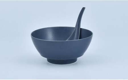 有田焼 究極のラーメン鉢 Colors ネイビー レンゲ付【まるぶんオリジナル】食器 器 うつわ 麺鉢 ラーメン鉢 丼 丼ぶり どんぶり シンプル おしゃれ マット くすみカラー 紺 電子レンジ対応 A24-181