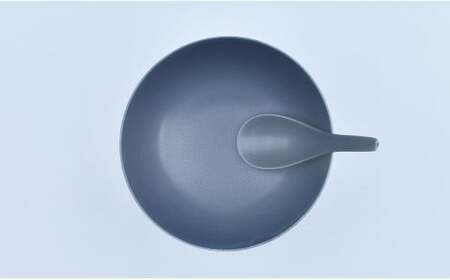 有田焼 究極のラーメン鉢 Colors ネイビー レンゲ付【まるぶんオリジナル】食器 器 うつわ 麺鉢 ラーメン鉢 丼 丼ぶり どんぶり シンプル おしゃれ マット くすみカラー 紺 電子レンジ対応 A24-181