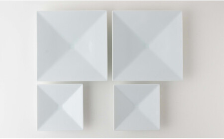 【川上元美デザイン】 Rin 角皿 4枚セット【KIHARA】有田焼 食器 器 うつわ ペアセット 食器セット 皿 小皿 取皿 プレート サラダ カルパッチョ 白 シンプル 電子レンジ対応 キハラ A24-2