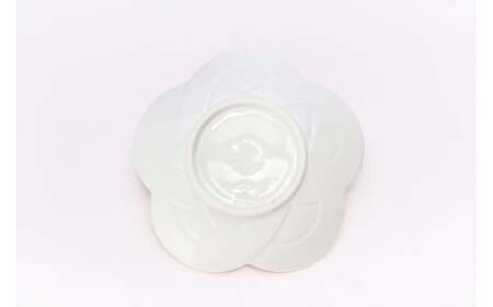 有田焼 金線梅むすび 銘々皿 ・ 小皿 4点セット【丸兄商社】食器 器 うつわ 陶磁器 食器セット 4枚 セット 皿 小皿 取皿 梅 結び 縁起物 お祝い お正月 おせち ハレの日 白磁 A40-402