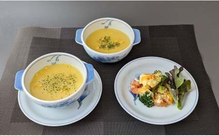 有田焼 胡蝶蘭スープ碗・受け皿 ( 青 / ピンク ) 【東洋セラミックス】食器 器 うつわ 皿 スープ皿 スープ碗 グラタン皿 カップ＆ソーサー セット ペア 上品 A30-641