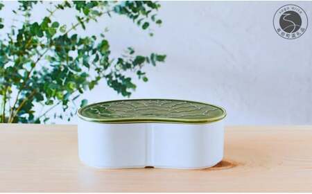 有田焼 織部釉/白釉 バイカラー 繭型蓋物【ARITAYAKI-STORE】食器 うつわ ハレの日 めでたい おもてなし おせち 高級食器 ハンドメイド A22-50