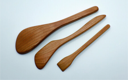 工房Baum 味噌ベラ バターナイフ ゆずこしょう さじ 3点セット 手彫り 手作り 木工品 軽い 美しい艶 キッチン用品 ブラックチェリー B18-1