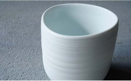 有田焼 白妙磁湯呑W【晩香窯・庄村久喜】食器 うつわ 器 湯呑 おしゃれ プレゼント モダン シンプル お茶 白 35000円 3.5万円 A35-543
