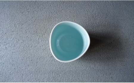 有田焼 白妙磁湯呑B【晩香窯・庄村久喜】食器 うつわ 器 湯呑 おしゃれ プレゼント モダン シンプル お茶 青 35000円 3.5万円 A35-544